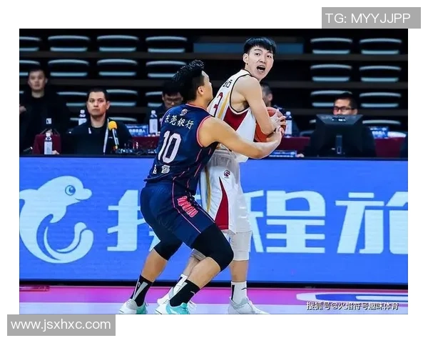 深入分析杭州滑板队区域防守战术的特点与应用策略