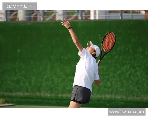 周敏独家分享网球心得与技巧助你提升球技的秘密之旅